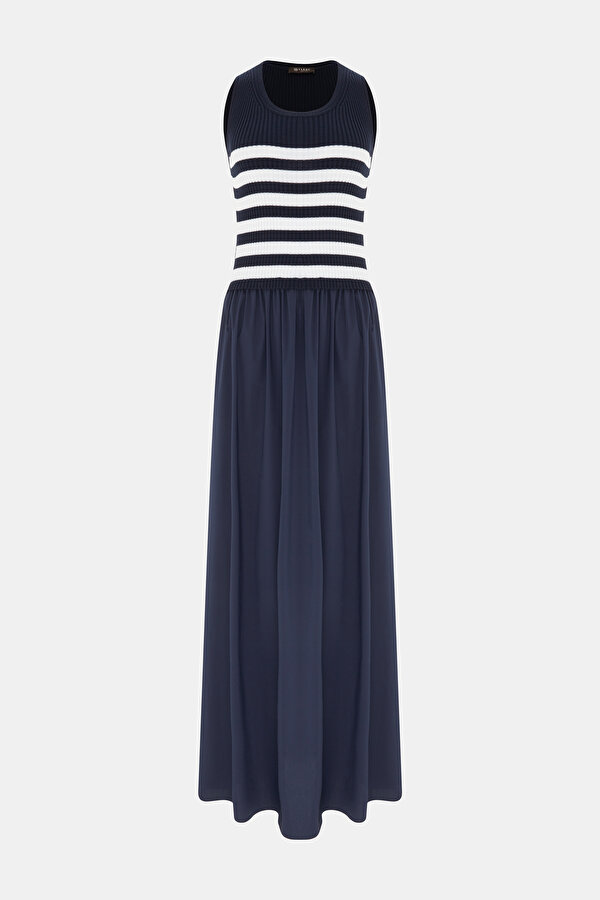 WHITE SLEEVELESS DRESS 6