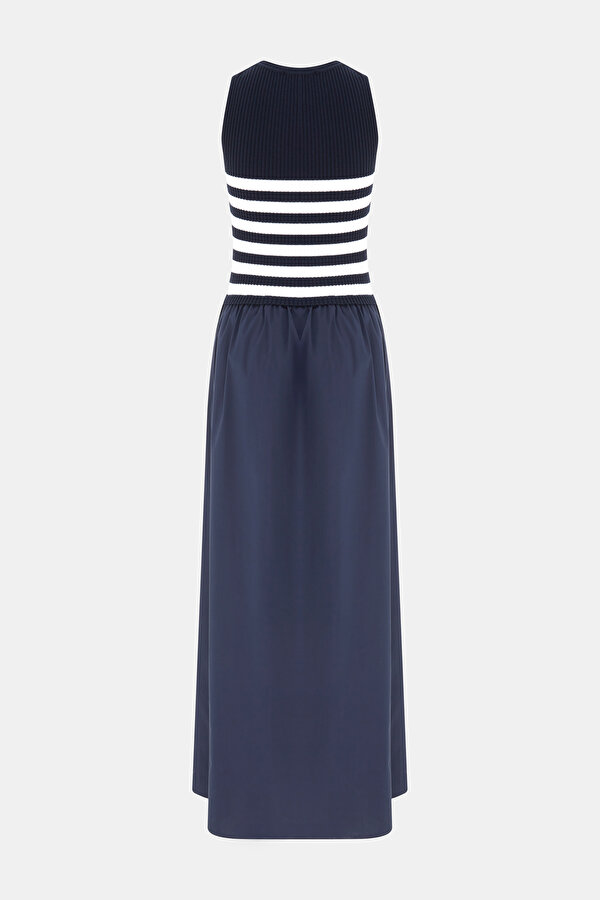 WHITE SLEEVELESS DRESS 7