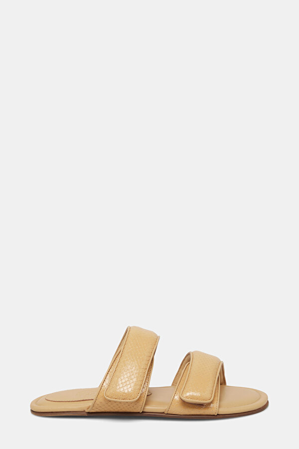 SAND LEATHER SLIPPER