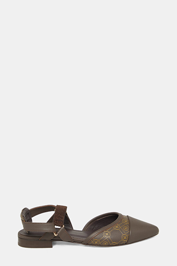 BEIGE FLAT SHOES