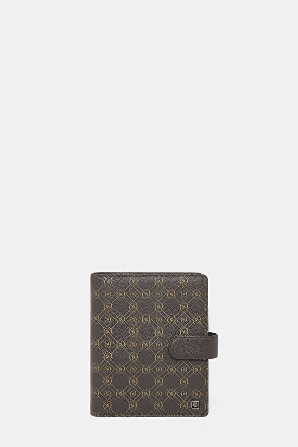 BEIGE LEATHER VAIROUS ACCESSORIES