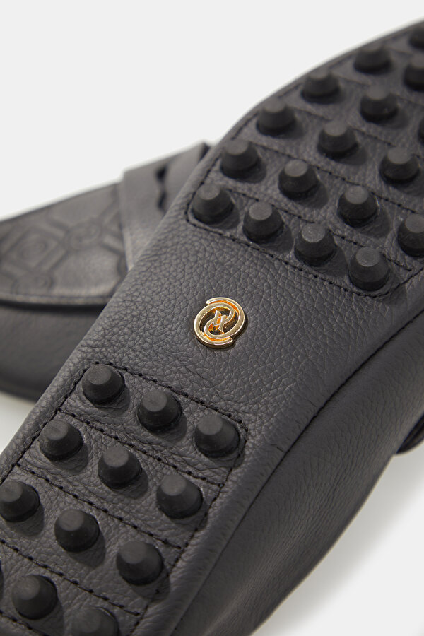 BLACK MONOGRAM LEATHER SHOE 6