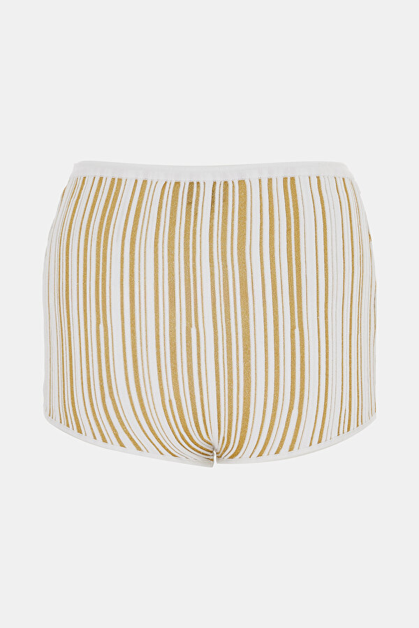ECRU SHORTS 2
