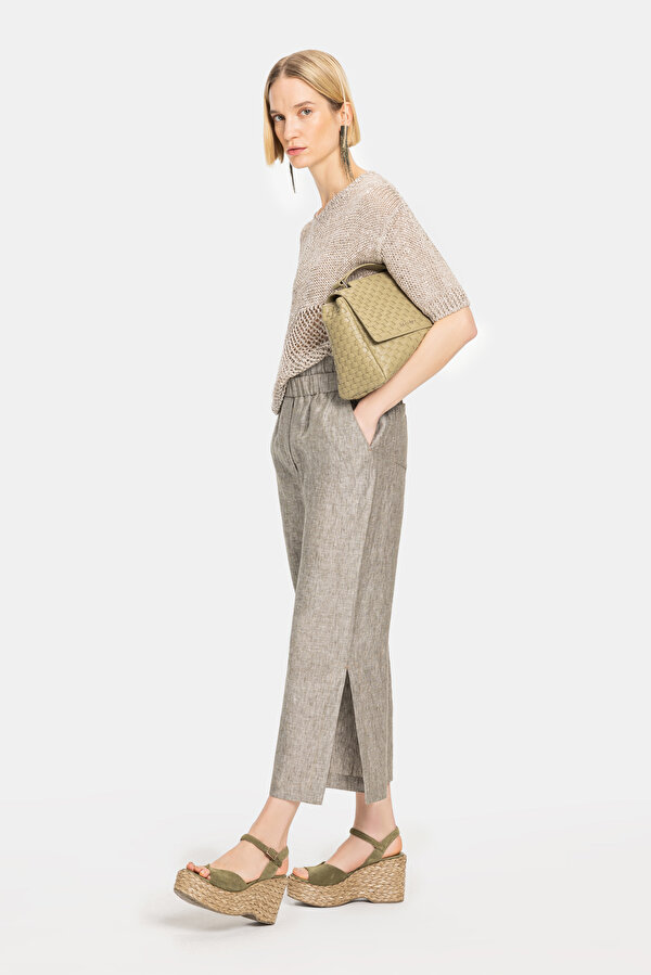 BEIGE TROUSERS