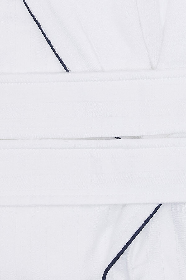 BATHROBE 2