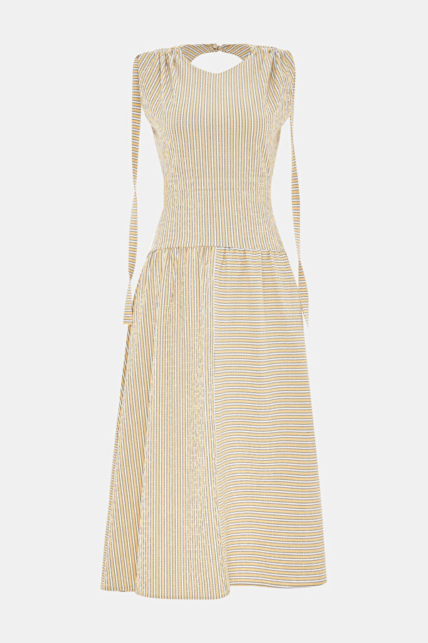BLACK SLEEVELESS DRESS 6