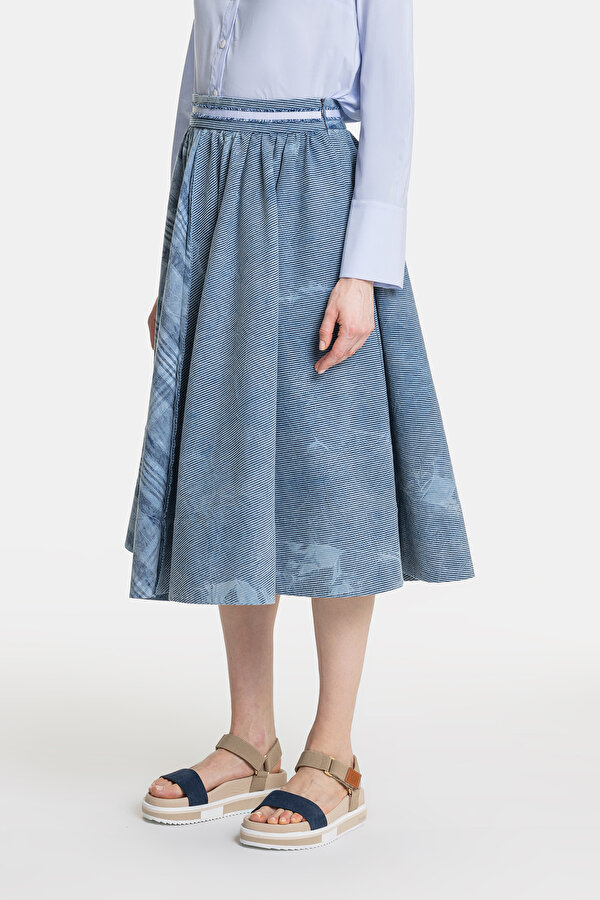NAVY BLUE STRIPED SKIRT 2