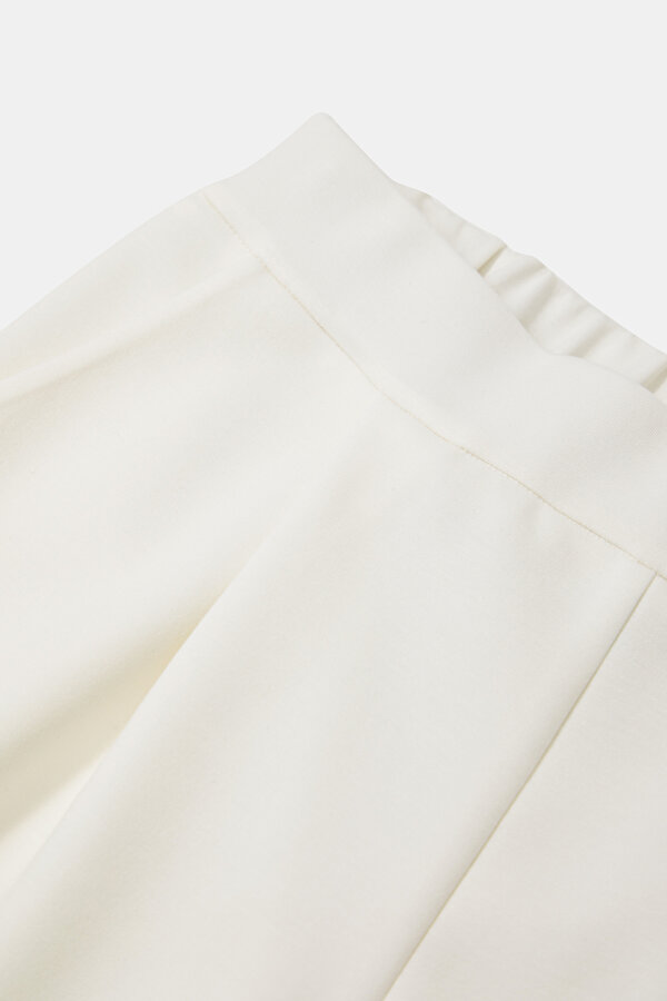 ECRU SKINNY LEG SPORTS TROUSERS 6