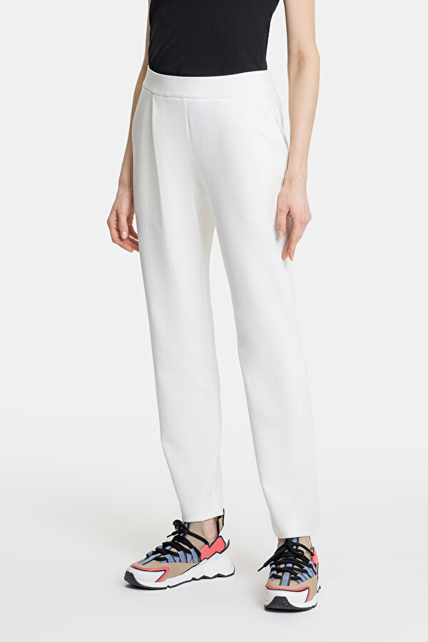 ECRU SKINNY LEG SPORTS TROUSERS 2