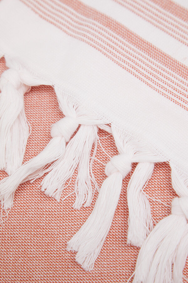 TOWEL 2