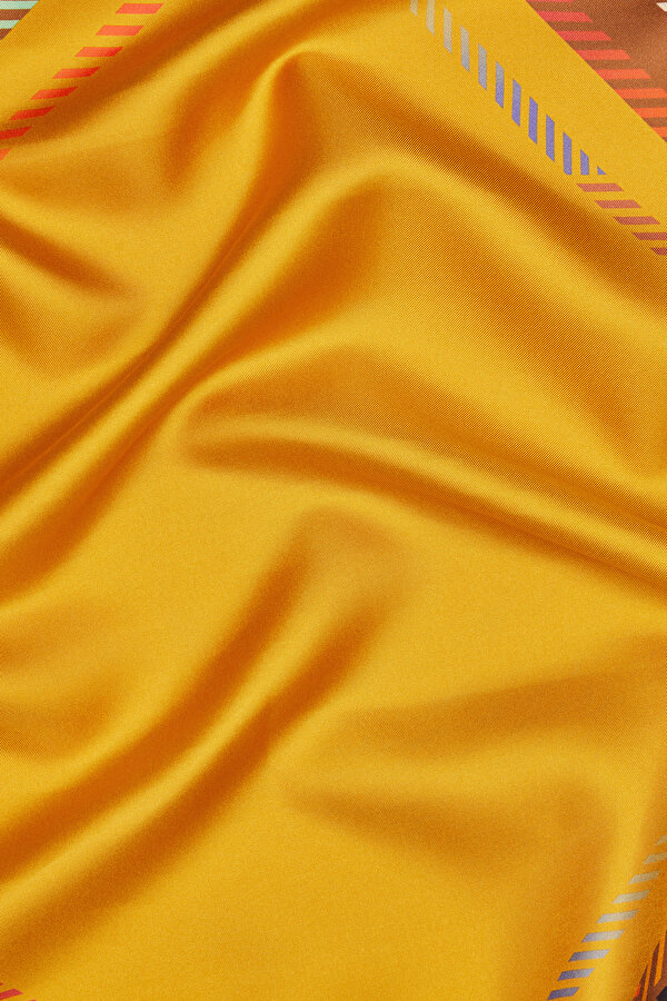 GEOMETRİK DESENLİ TWILL İPEK EŞARP 2