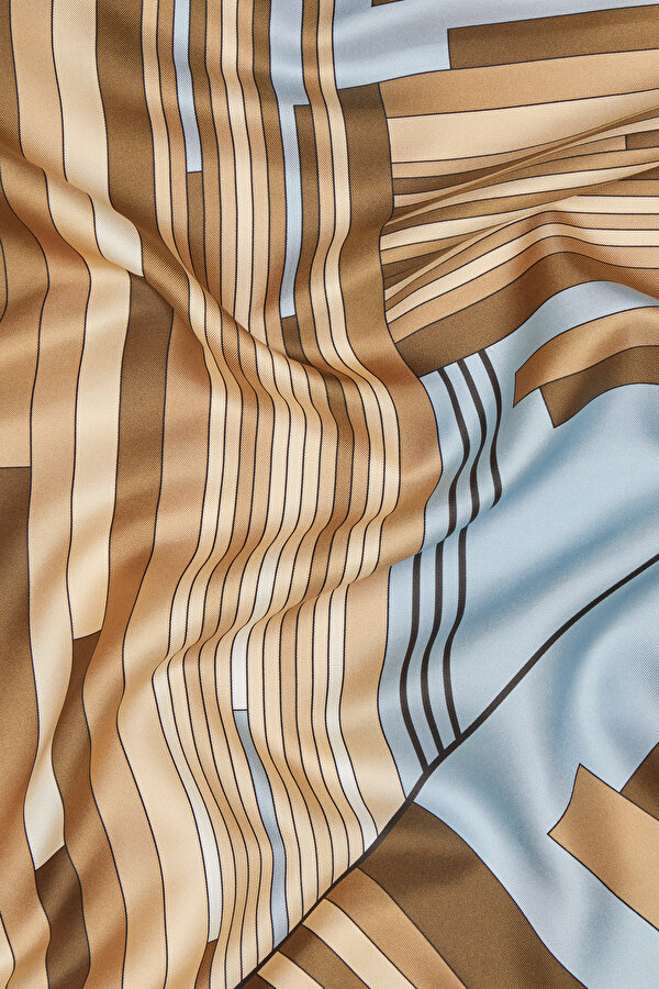 GEOMETRİK DESENLİ TWILL İPEK EŞARP 2