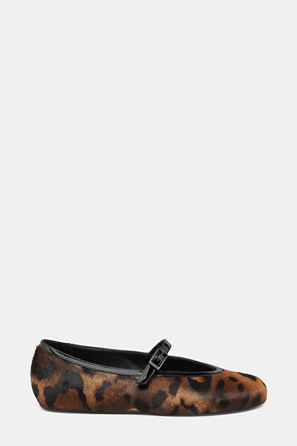 BLACK FLAT SHOES