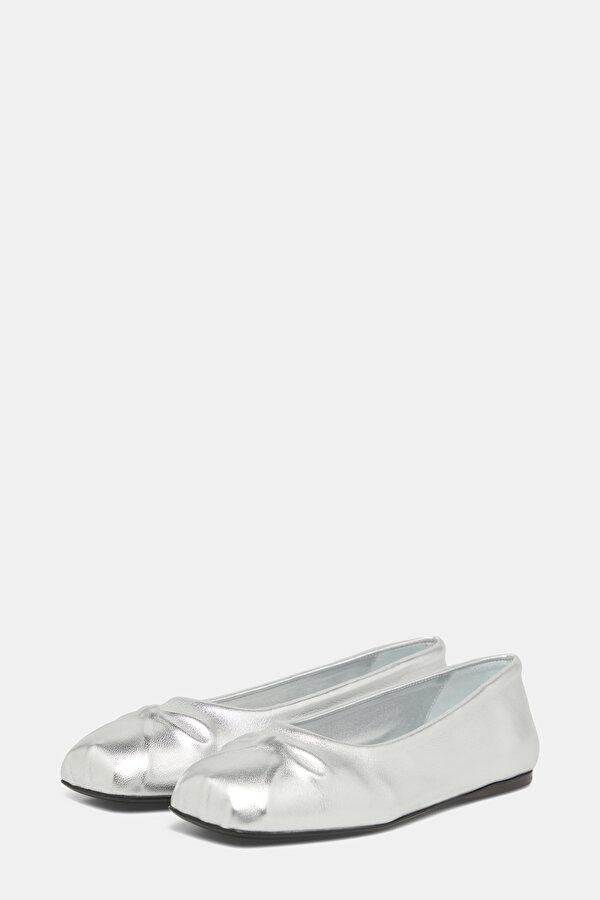SİLVER FLAT SHOES 2