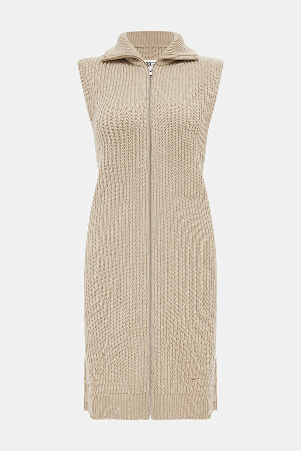 BEIGE VEST