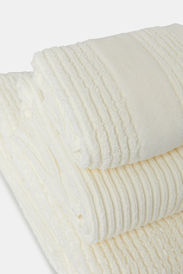 TOWEL 2