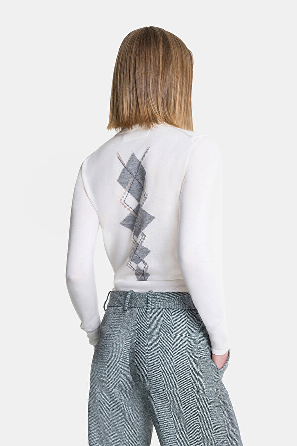 GREY UPRIGHT COLLAR TRICOT 2