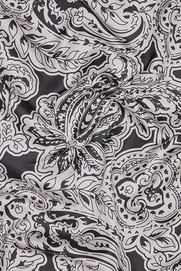 ŞAL DESENLİ TWILL İPEK EŞARP 2