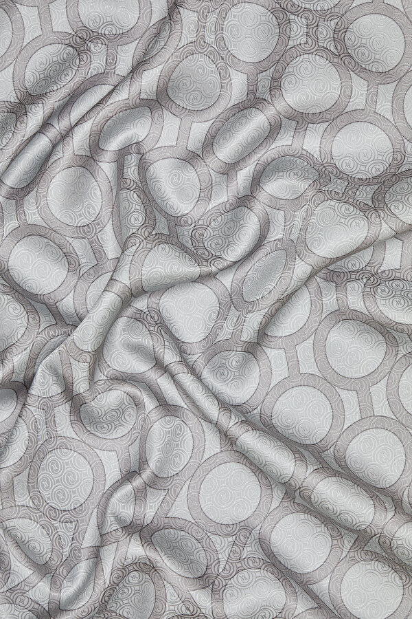 SILVER GEOMETRIC DESIGN JAQUARD SHAWL 2