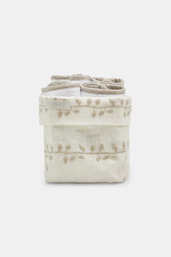 POUCH