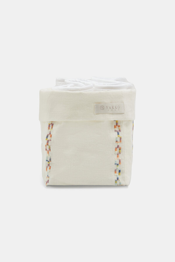 POUCH