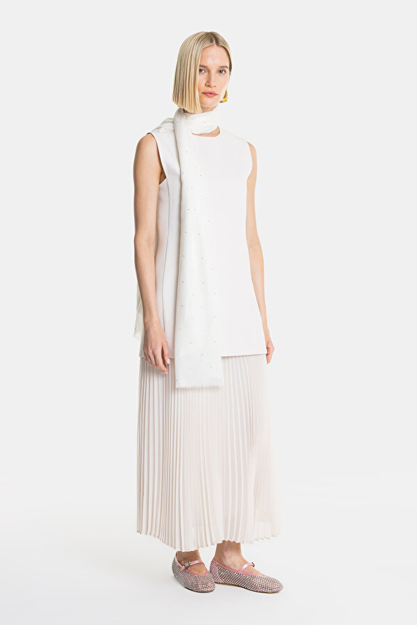 CREAM SLEEVELESS DRESS 2