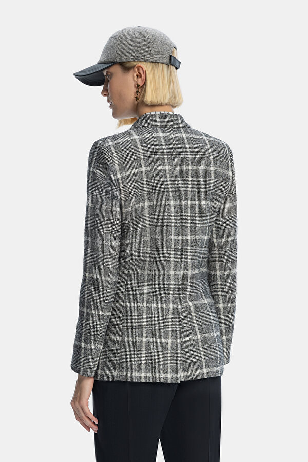 ECRU SURPLICE NECKLINE (CROSS-OVER NECKLINE) JACKET 2