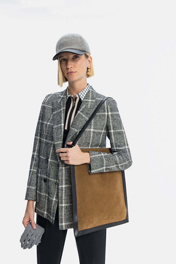 ECRU SURPLICE NECKLINE (CROSS-OVER NECKLINE) JACKET 6