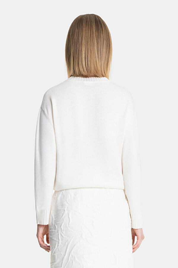 ECRU BASIC / ROUND NECKLINE TRICOT 2