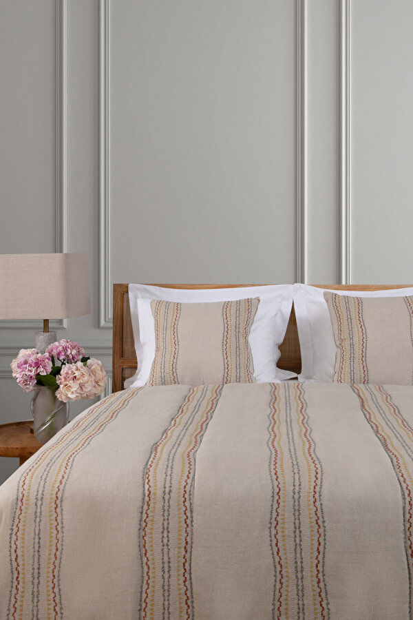 BEDSPREAD 2
