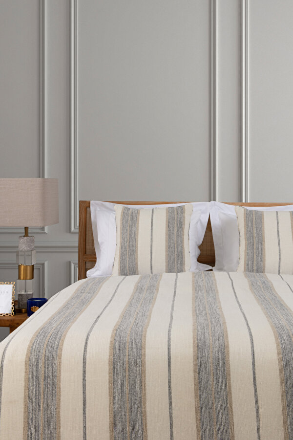 BEDSPREAD 2