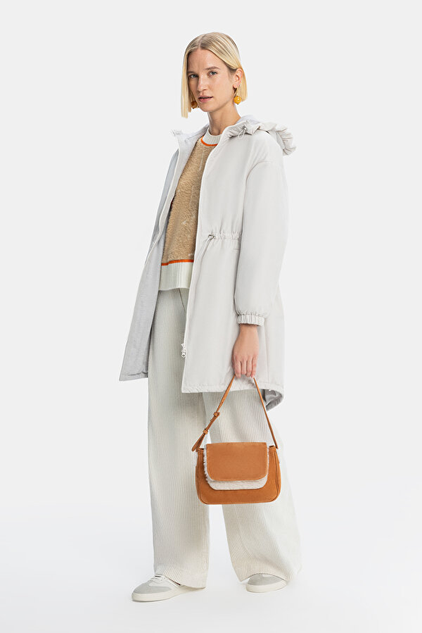 GREY COAT