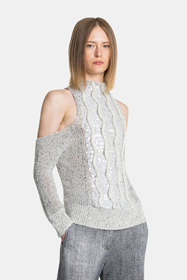 WHITE HALTER