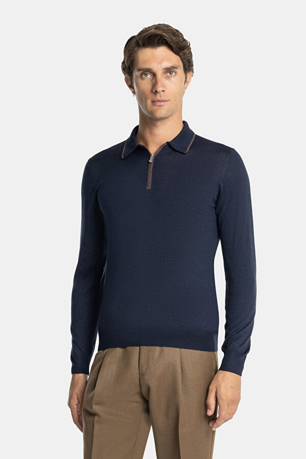 NAVY BLUE POLO NECK TRICOT