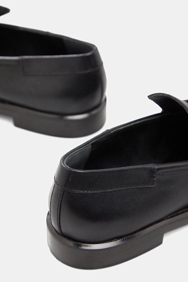 BLACK LEATHER SHOES 7