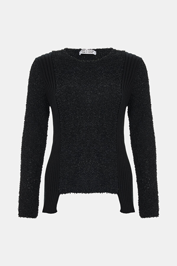 KNITWEAR