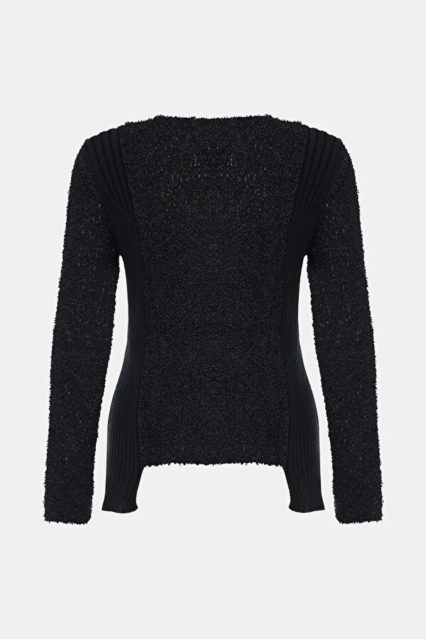 KNITWEAR 2
