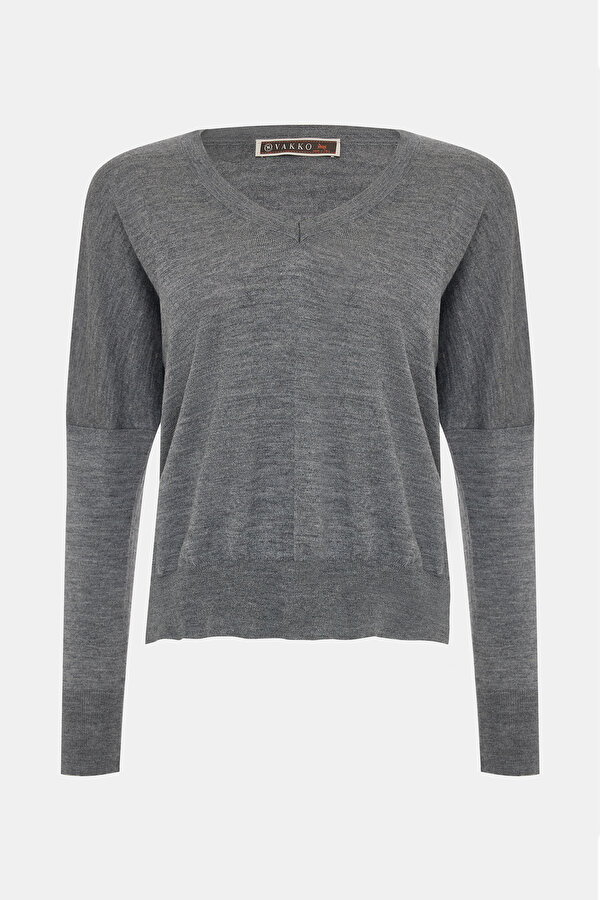GREY V NECK TRICOT