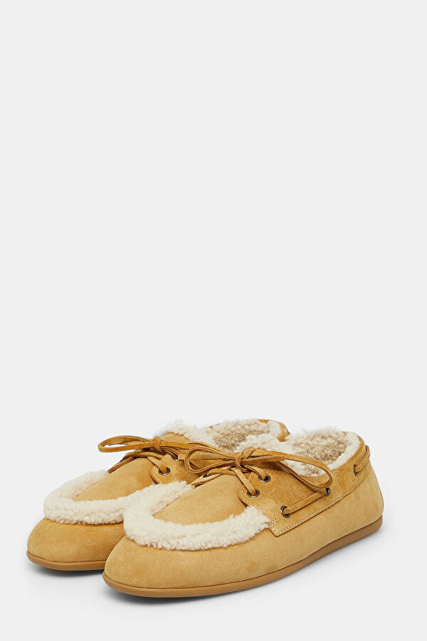 CAMEL LOAFER 2