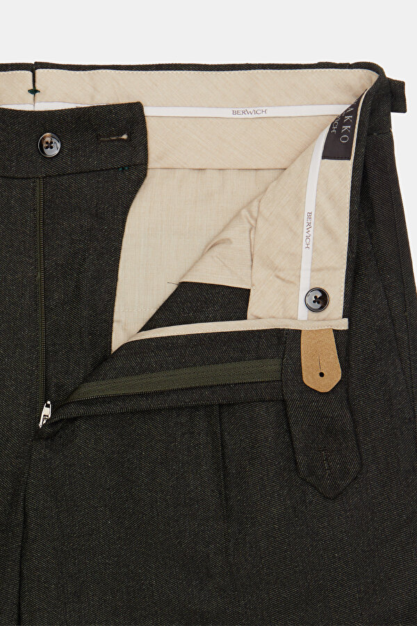 DARK GREEN HERRINGBONE TROUSERS 11