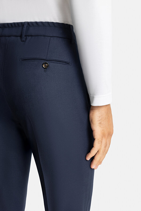 TEK PİLELİ BELİ İPLİ VE LASTİKLİ TEKNİK YÜN PANTOLON 6