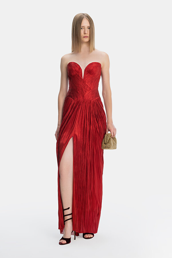 RED SLEEVELESS DRESS