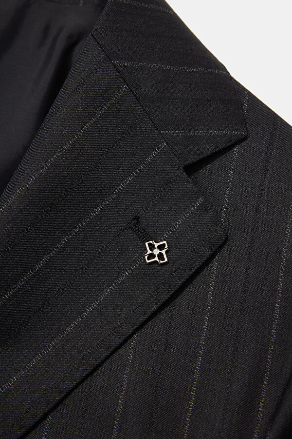 SMOKED WOOL SUIT 11