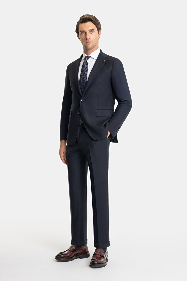 NAVY BLUE WOOL SUIT