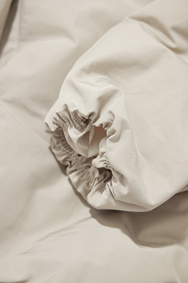 BEIGE COAT 12