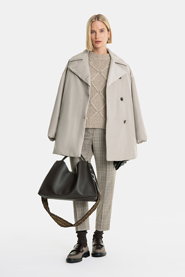 BEIGE COAT