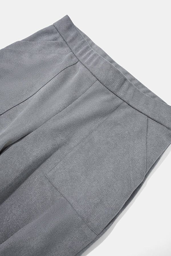 GREY STRAIGHT CUT TROUSERS 6