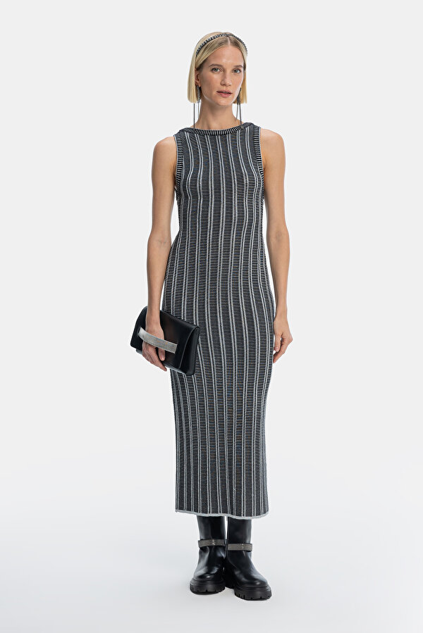 SILVER SLEEVELESS DRESS