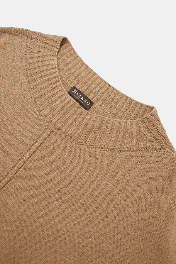 CAMEL ROUND NECKLINE TRICOT 7