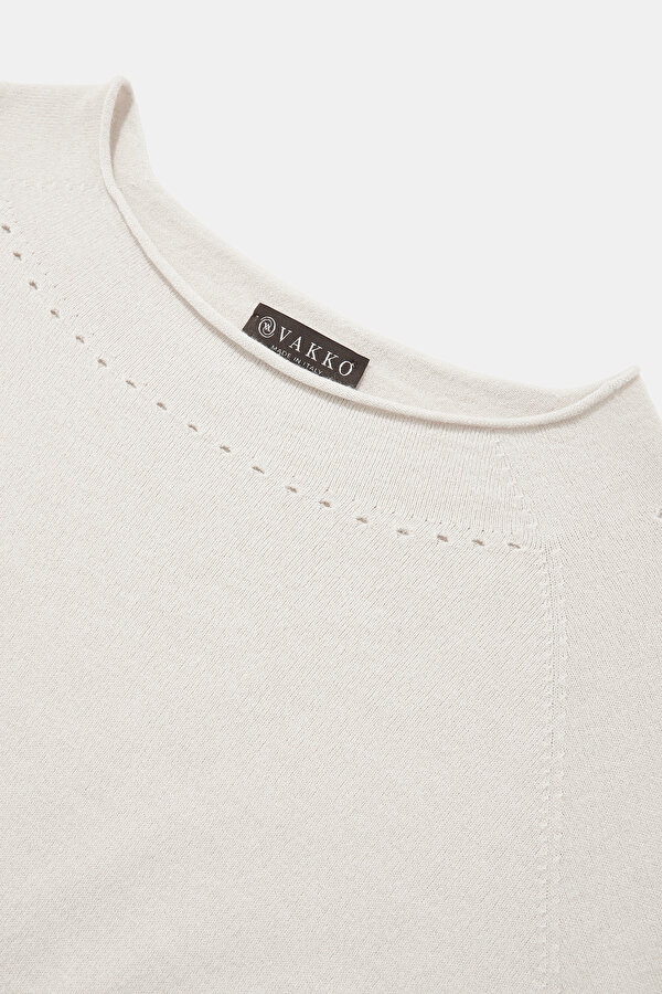 BEIGE ROUND NECKLINE TRICOT 6